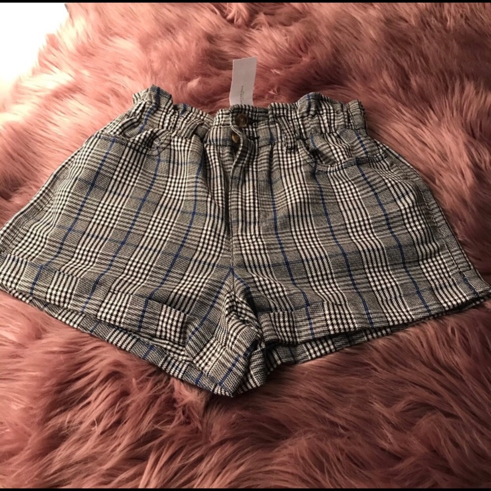 Plaid American Eagle Mom Short